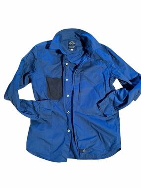 Men's Blue Lightweight Button-down Shirt made in France XL